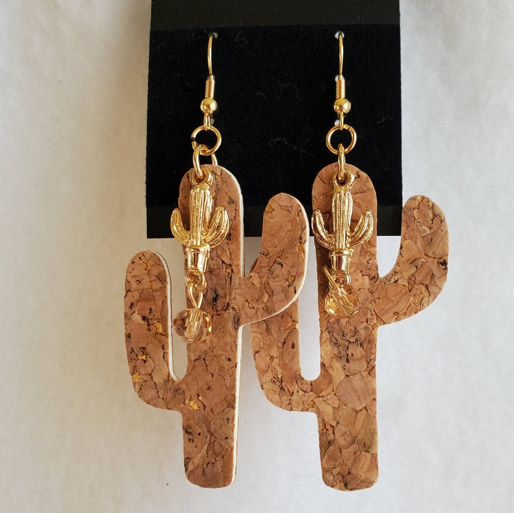Womens cork cactus with gold hook earrings